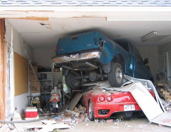Garage%20Accident%20picture.bmp